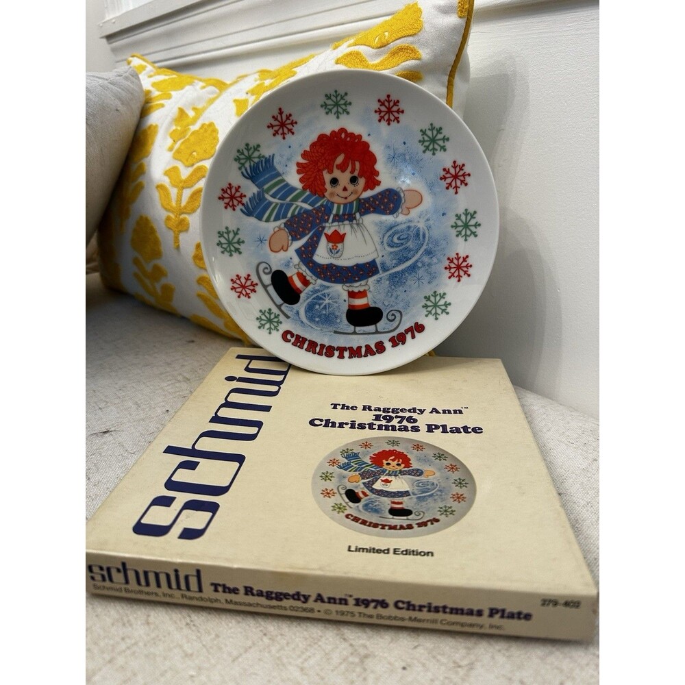 The Raggedy Ann 1976 Limited Edition Christmas Plate Schmid Collectible VTG